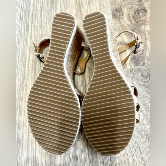 ADRIENNE VITTADINI Canise Sandal color  champagne, size 6.5 NWOT - Picture 6 of 7